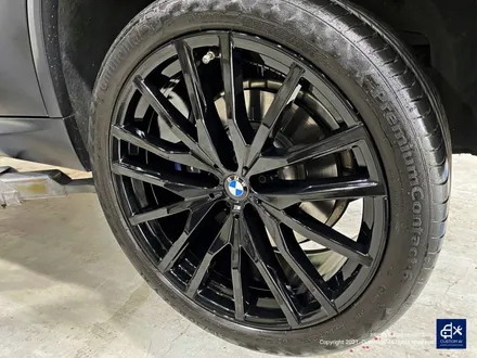 BMW G05 X5 M50i 742M 22인치 휠수리 후 블랙유광 휠도색 / 용인 처인구