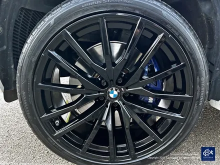BMW X5 M50d 742M 휠수리 후 블랙유광 휠도색 / 용인 처인구