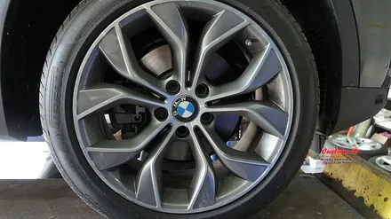 올바른 다이아몬드컷팅 휠수리로 BMW X4의 휠을 복원 하였습니다. by 커스텀W / 용인 처인구