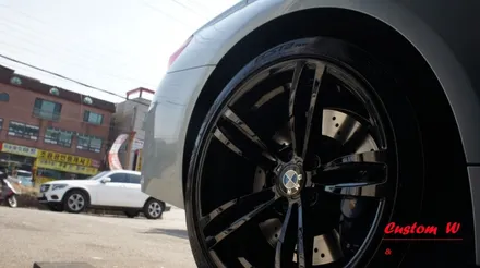 BMW M4 19인치 휠 상처수리후 블랙유광 휠도색. WITH 금호 PS91 타이어 교체. / 용인 처인구