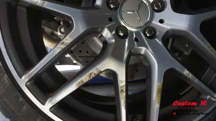 블랙 휠도색과 레드 캘리퍼도색에 특화 된 벤츠 GLE 63 AMG 차량입니다. / 용인 처인구