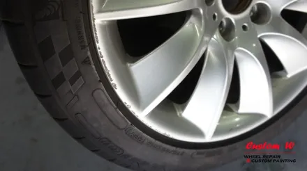 BMW 528I 18인치 터빈휠 상처 수리 후 고스트크롬 휠도색. / 용인 처인구