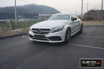 벤츠 C63AMG 신차 출고전 AMG 레드 캘리퍼도색. / 용인 처인구