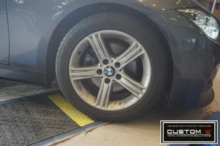 BMW 330I 400M휠 블랙유광 휠도색. / 용인 처인구