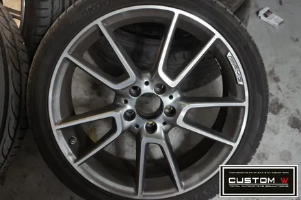 벤츠 C450 AMG 블랙유광 휠도색, 레드 캘리퍼도색. / 용인 처인구