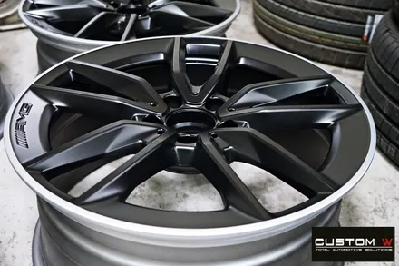 벤츠 C43 AMG 무광 블랙 실버 투톤 휠 + 골드 캘리퍼 도색 / 용인 처인구