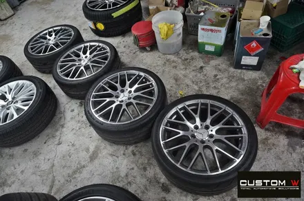 벤츠 A45 AMG 무광 블랙실버 투톤 휠 + 골드 캘리퍼 도색 / 용인 처인구