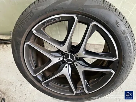 Mercedes-AMG GLE53 휠수리 후 블랙유광 휠도색 / 용인 처인구