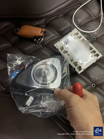 벤츠 W213 E300 순정 부메스터 전동 트위터 설치. / 용인 처인구