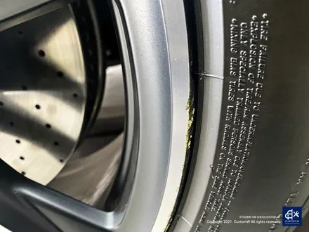 벤츠 GLE53 AMG 휠수리 후 블랙유광 휠도색 + 레드 캘리퍼 도색 / 용인 처인구
