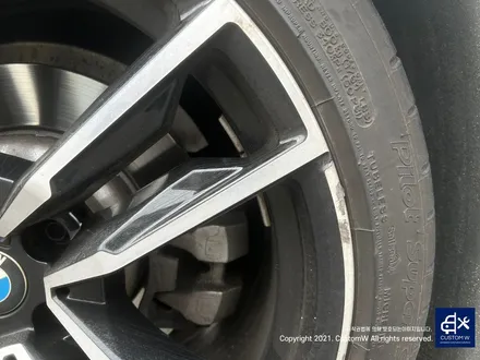 따뜻한 봄에 오픈 에어링의 기쁨을 누릴 수 있는 BMW G29 Z4 20i 휠 상처 수리 후, 유광 블랙 휠도색 그리고 블루 캘리퍼 도색까지_! / 용인 처인구