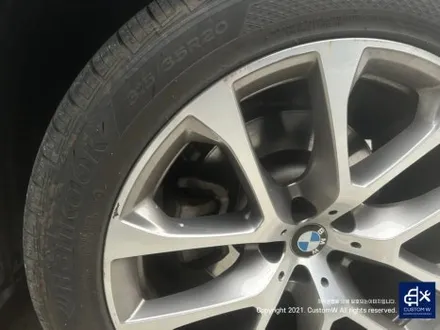후기글 작성해 주신 고객님의 차량_! BMW G05 X5 45e 휠 상처 수리 후, 블랙 유광 휠도색 그리고 부식 녹 제거 및 방지 블루 캘리퍼 도색 작업까지_! / 용인 처인구