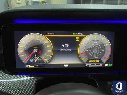 벤츠 W213 E43 AMG 휠 상처 수리 후 사틴 블랙 (무광 검정 / 매트 블랙) 휠 복원 도색 + 카본 세라믹 골드 캘리퍼 도색 / 용인 처인구