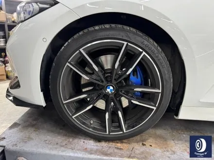 BMW M340i 투어링 792M 하이그로시 블랙 휠도색 + 레드 캘리퍼도색 / 보험 긴급 출동 서비스 ( 세이프티 로더 / 캐리어 카 입출고) / 용인 처인구