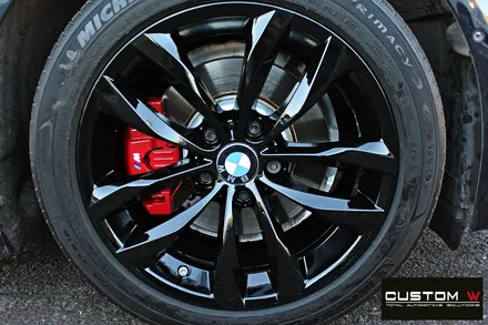 BMW F10 520d 휠 상처 수리 후 블랙유광 휠도색 + 레드 캘리퍼 도색 / 용인 처인구