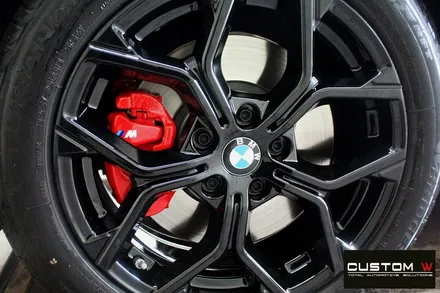 BMW X1 블랙유광 휠도색 + 레드 캘리퍼 도색 / 용인 처인구
