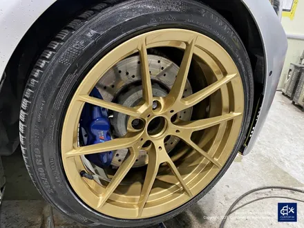 BMW F80 M3 763M 휠도색 불량 재작업 약품 박리 후 페라리 골드 유광 휠도색 / 용인 처인구