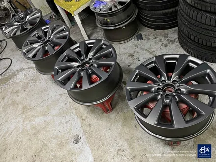 벤츠 GLC350e 리어 범퍼 수리 + 휠수리 후 무광 그레이 휠도색 + 블랙 캘리퍼 도색 / 용인 처인구