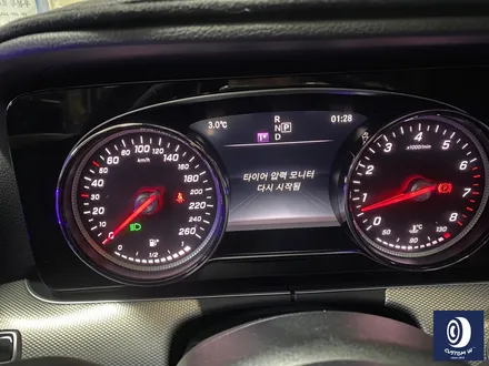 벤츠 W213 E200 분진 / 세척 관리가 어려운 밋밋한 실버 18인치 휠을 멋지게 다이아몬드 커팅 가공 / 커스텀 작업으로 고급스럽고 관리 편한 블랙 폴리시 휠로_!! / 용인 처인구