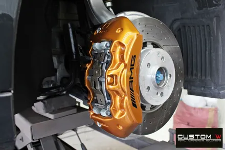 벤츠 GT43 AMG 블랙유광 휠 도색 + 카본 세라믹 골드 캘리퍼 도색 (블랙 차량) / 용인 처인구