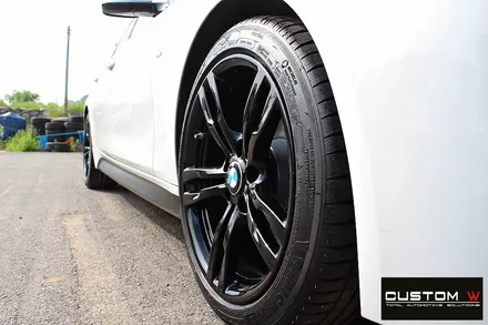 BMW 320i M패키지 블랙유광 휠도색 + 허브 방청 레드 캘리퍼 도색 / 용인 처인구