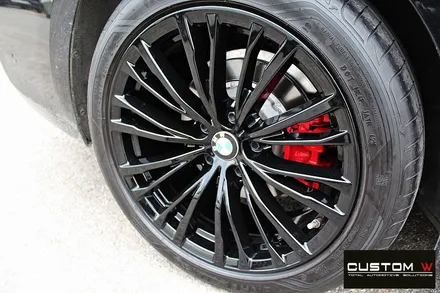 BMW 신형 3시리즈 G20 320d 블랙유광 휠도색 + 레드 캘리퍼 도색 / 용인 처인구