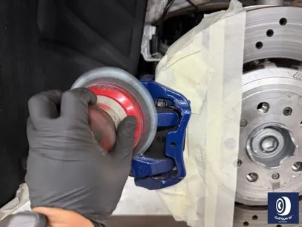 자주 입고 되는 BMW G87 M2 블랙 유광 휠도색 + 레드 캘리퍼 도색 / 용인 처인구