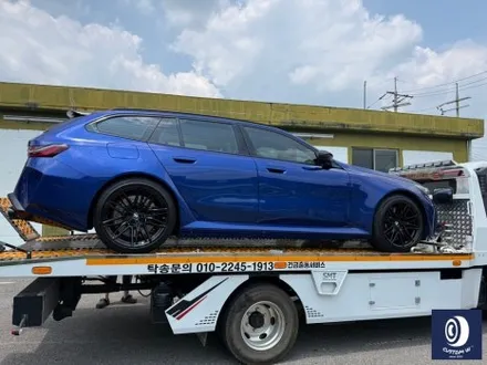유니크한 차량_!! / BMW G99 M5 투어링 제트 블랙 / 하이그로시 블랙 (검정 유광) 휠 도색 / 용인 처인구