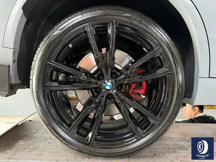 BMW X5 M60i 747M 제트 블랙 / 하이그로시 블랙 (검정 유광) 휠 도색 / 용인 처인구