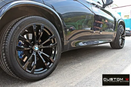 BMW X5 휠상처 수리 후 블랙유광 휠도색 + M 퍼포먼스 블루 캘리퍼 도색 / 용인 처인구