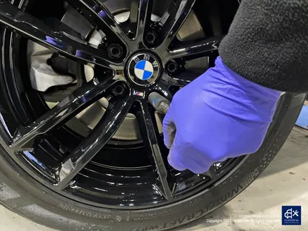 BMW G30 520d 662M 휠수리 후 블랙유광 휠도색 / 용인 처인구