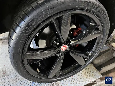 재규어 F타입(F-type) 휠수리 후 블랙유광 휠도색 / 용인 처인구