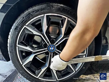 BMW i4 M40 휠커버 블랙유광 도색 / 용인 처인구