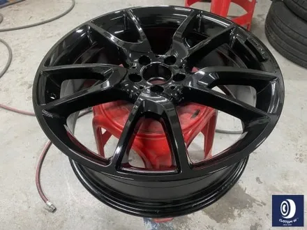 벤츠 GLC43 AMG 21인치 휠 상처 수리 후, 블랙 유광 휠 도색 + 건메탈 그레이 캘리퍼 도색 / 용인 처인구