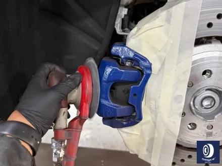 자주 입고 되는 BMW G87 M2 블랙 유광 휠도색 + 레드 캘리퍼 도색 / 용인 처인구