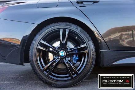 BMW 330i 400M 휠 블랙유광 휠도색, 블루 캘리퍼 도색 작업 까지.! 분당 용인 수입차 BMW 휠수리복원 휠도색 캘리퍼 도색 커스텀W / 용인 처인구