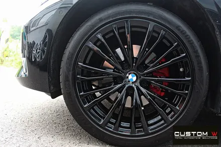 BMW 신형 3시리즈 G20 320d 블랙유광 휠도색 + 레드 캘리퍼 도색 / 용인 처인구