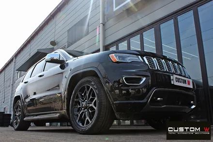 21년식 지프(JEEP) 그랜드 체로키 휠 상처 수리 후 블랙유광 휠도색 / 용인 처인구