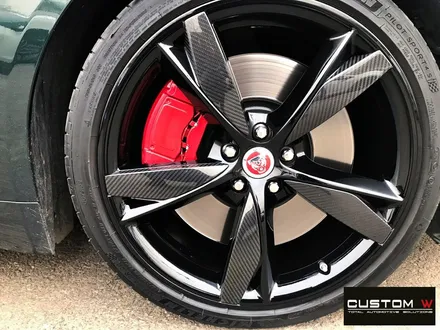 재규어 F-타입(F-TYPE) 3.0 S 20인치 보기드문 휠 잘못된 수리 도색 이력 약품 박리 후 블랙유광 휠도색 / 용인 처인구