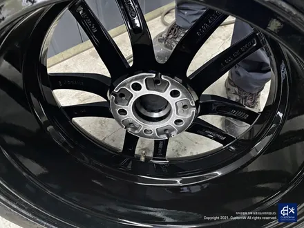 BMW G30 520d 휠수리 후 블랙유광 휠도색 & 블루 캘리퍼 도색 / 용인 처인구