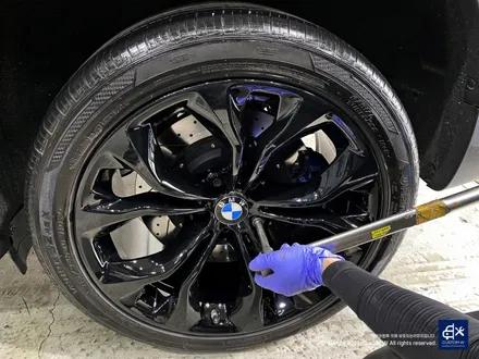 BMW X6 휠수리 후 블랙유광 휠도색 / 용인 처인구
