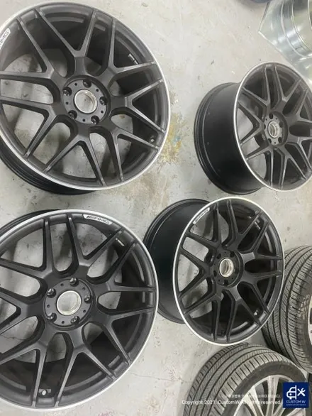 벤츠 G63 AMG G바겐 22인치 에디션 휠 블랙유광 휠도색 , 레드 캘리퍼 도색 / 용인 처인구