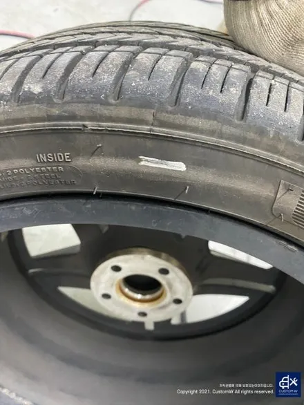 벤츠 E53 AMG  잘못된 캘리퍼 도색 제거 후, 재작업 그리고 블랙 유광 휠 도색 작업까지_! / 용인 처인구