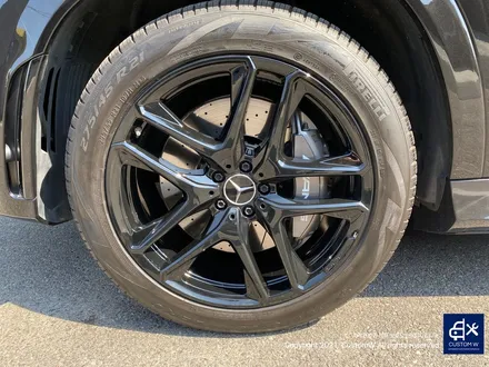 벤츠 GLE53AMG 휠 상처 수리 후, 블랙 유광 휠도색 / 용인 처인구