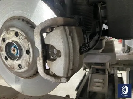 벤츠 CLS53 AMG 휠 상처 수리 후, 블랙 + 실버 투톤 휠도색 그리고  레드 캘리퍼 도색 작업까지_! (FEAT. 비 오는 날에도 작업 이상무_!!) / 용인 처인구