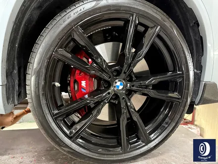 BMW X5 M60i 747M 제트 블랙 / 하이그로시 블랙 (검정 유광) 휠 도색 / 용인 처인구