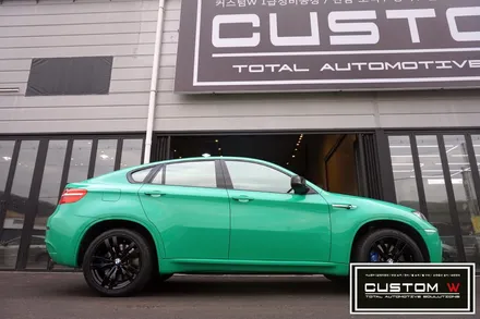 BMW X6M 휠상처 수리후, 블랙유광 휠도색 + 엠퍼포먼스 블루 캘리퍼 도색 작업까지.! / 용인 처인구