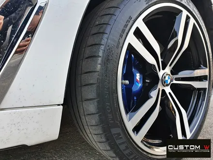 BMW G12 750Li 잘못된 캘리퍼 블루 캘리퍼로 재작업 + 648M 휠 다이아몬드 컷팅 가공을 이용한 블랙 폴리시 휠로 변신! / 용인 처인구