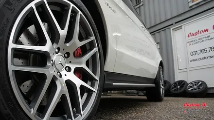 ML의 후속 벤츠 GLE 63AMG 다이아몬드컷팅 휠수리, 63S AMG 캘리퍼처럼 레드로 캘리퍼도색. / 용인 처인구