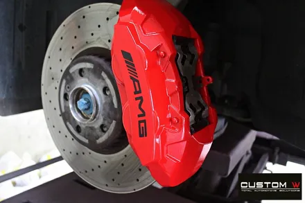 벤츠 CLS400d 휠 상처 수리 후 블랙유광 휠도색 + 레드 캘리퍼 도색 / 용인 처인구